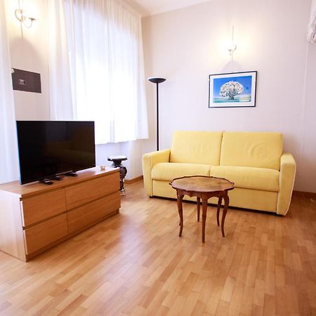 Sofia House With Private Parking Apartment Genova Exterior foto